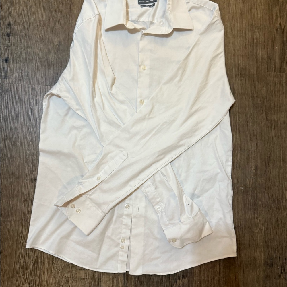 Geoffrey Beene Men’s White Button Up Dress shirt, Medium